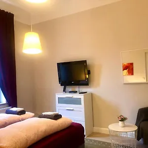 villa-hanseart-lbeck-privatzimmer-in-zentraler-lage.hamburg-hotels-de.com/